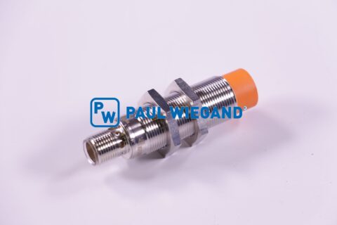 Przełącznik zbliżeniowy NTM ładowarka tylna M18x1/M12x1 l: 70 Styk zwierny (nie) (PNP/NPN)