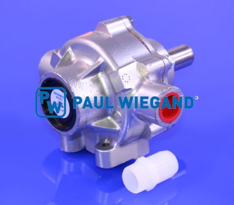 Pompa wody Scarab Magnum &amp; Merlin HYPRO 7560N zgodnie z ruchem wskazówek zegara 85L/20,7bar