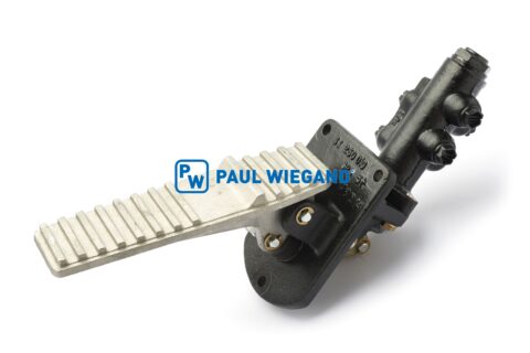 Pedał hamulca RAVO serii 5 z głównym cylindrem hamulcowym