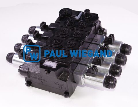 Główny blok sterowania Kompletny układ hydrauliczny Faun Viatec AK 461