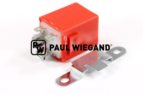 Wysokowydajny 4-biegunowy przekaźnik Johnston VT/VS 650 24VDC 40A