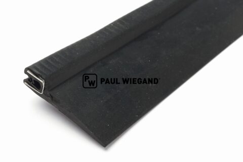 Profil ochrony krawędzi Bucher Municipal okładzina EPDM/stal szer: 18 h: 50 s: 1-3 (na metry)